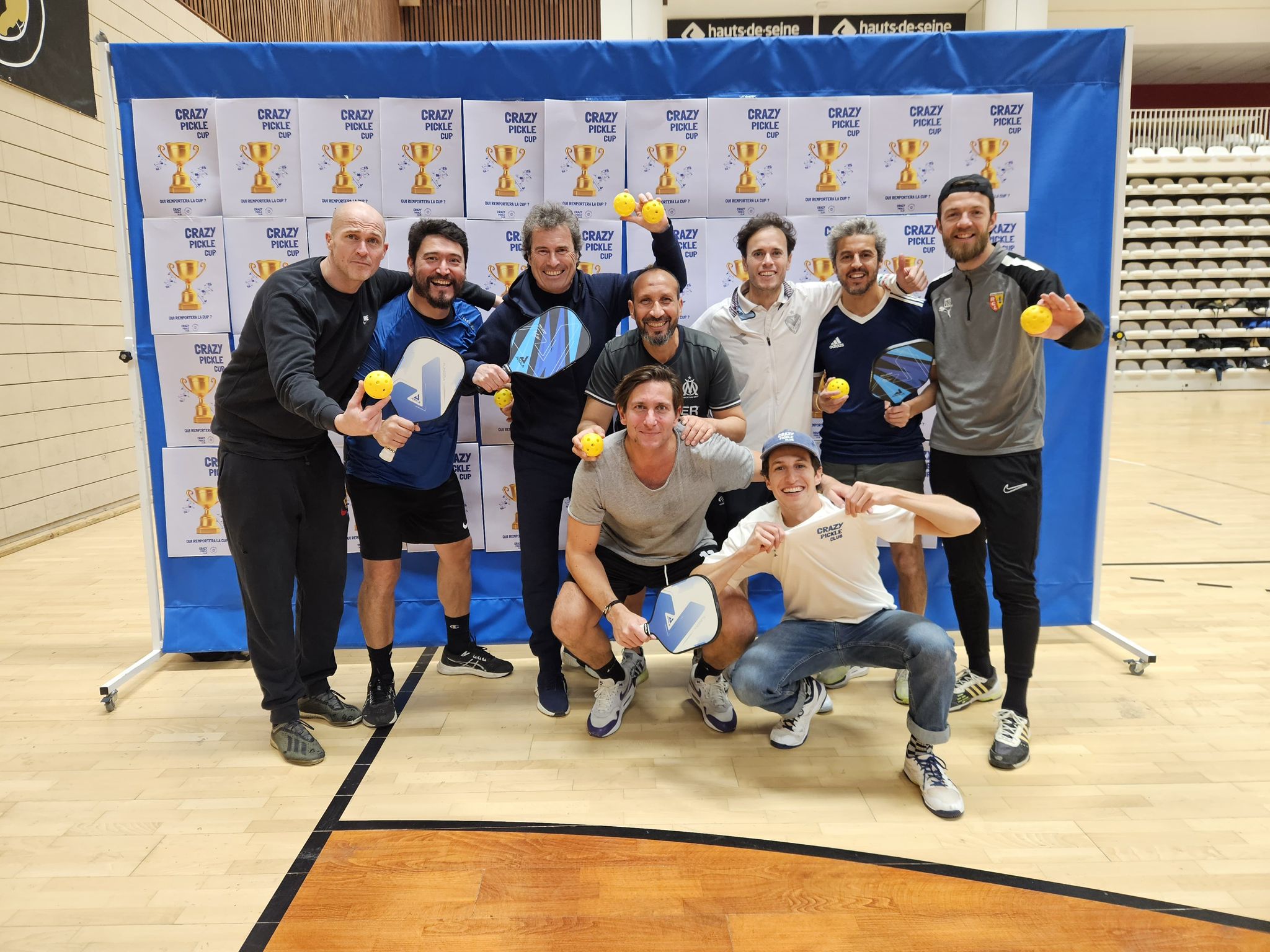 Équipe réunie après un tournoi Crazy Pickle Club